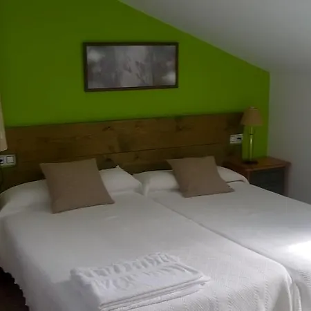 Lägenhet Casa Rual La Buhardilla De Gredos *